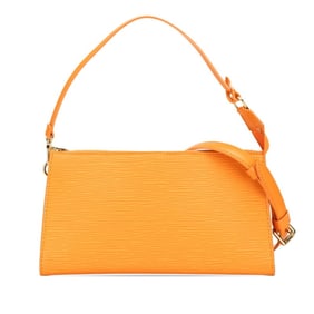 Louis Vuitton Epi Pochette Accessoires Shoulder Bag/Pouch 2-Way M5294H Mandarin Orange Leather