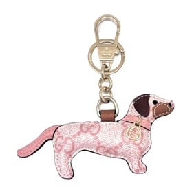 Gucci Dog-Shaped Bag Charm in Light Pink, GG Supreme Keychain for Women, 821812
