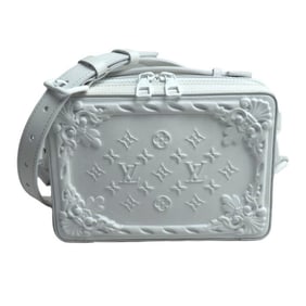 LOUIS VUITTON LV Ornament Soft Trunk Shoulder Bag White M21833 IC Unisex