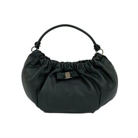 Salvatore Ferragamo Vara hardware leather handbag/one-shoulder bag, black, 66967