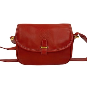 LOEWE Vintage Anagram Embossed Logo Leather Shoulder Bag/Pochette/Sacoche in Red (00786)