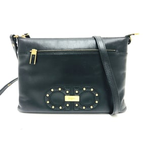 Salvatore Ferragamo Gancini Shoulder Bag in Black Leather for Women