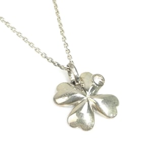 Gucci Clover Necklace in 925 Sterling Silver for Women e60949a
