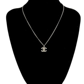 CHANEL Coco Mark Rhinestone Metal Necklace Pendant Choker Silver 11306