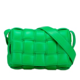 Bottega Veneta Maxi Intrecciato Cassette Shoulder Bag in Green Leather for Women