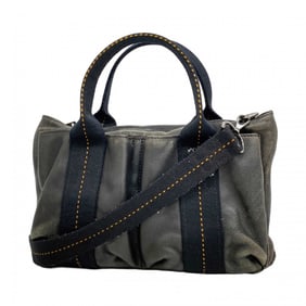Hermes Hermès Caravan Horizontal PM Handbag in Veau Derma Black for Women