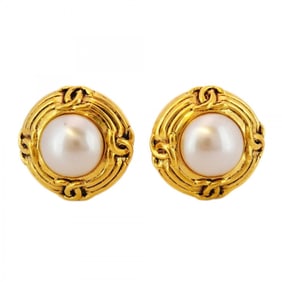 Chanel Coco Mark Circle Earrings with GP Plated Faux Pearls in Gold for Women (P1360055)