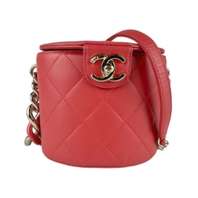 CHANEL Matelasse Shoulder Bag in Leather, Red Pink and Gold, Women's, Z7206
