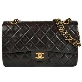 CHANEL Matelasse 25 Chain Shoulder Bag Lambskin A01112 Black 7-digit 3rd series Coco Mark