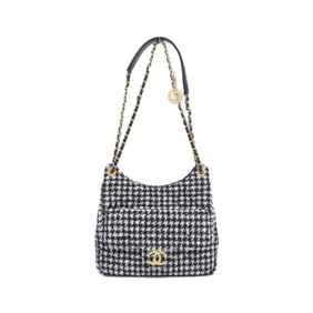 Chanel AS4322 Shoulder Bag