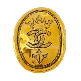 Chanel Brooch Coco Mark Oval GP Plated Gold Ladies