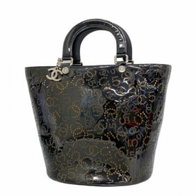 Chanel handbag in black patent leather with perforation for women