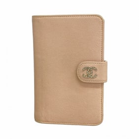 Chanel caviar leather wallet in pink beige for women