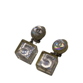 CHANEL Coco Mark No.5 Earrings for Men and Women, Silver