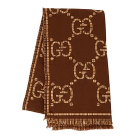 Gucci GG wool jacquard check scarf, 660025. GUCCI stole/scarf with pattern.