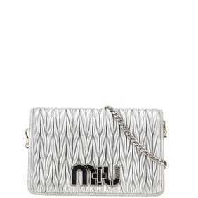 Miu Miu Miu Matelasse Chain Shoulder Bag in Silver Leather for Women