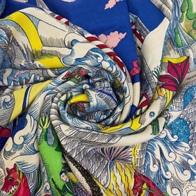 HERMES Hermes Cosmographia Universalis Space Magazine Carre Geant 140 Blue Iris Stole Scarf Large