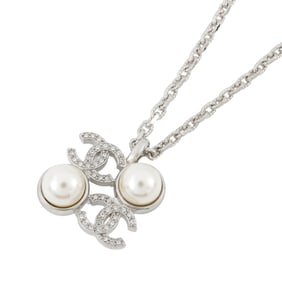 Chanel Coco Mark Necklace with Faux Pearl and Rhinestones I25S ABF723 CHANEL