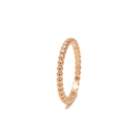 Van Cleef & Arpels Perlée Ring, Small, 18K Gold, #50, VCARN33049