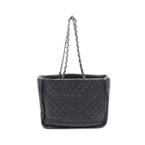 CHANEL Matelasse Chain Tote Bag in Lambskin Leather, Black