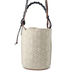 Loewe Anagram Gate Bucket Bag in Leather, Black, 2-Way