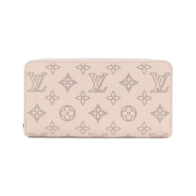 Louis Vuitton Mahina Zippy Wallet M82755