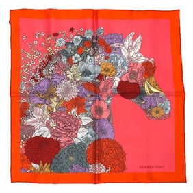 HERMES Carré 45 Gavroche Robe Legere Detail Horse Print in VE/VERMILLON/ROSE/GRIS Red (H893936S) 01