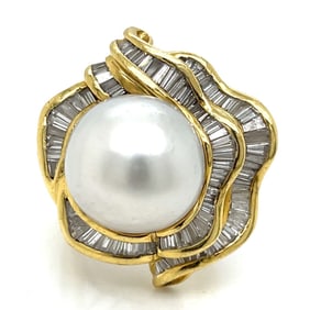 18K Yellow Gold South Sea Pearl & Diamond Ring
