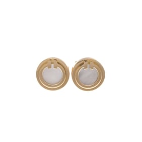 Tiffany Tiffany T Circle Earrings Mother Of Pearl Pink Gold (18K) Stud Earrings Pink Gold