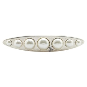Chanel Coco Mark Brooch in Silver Metal with Faux Pearls for Women