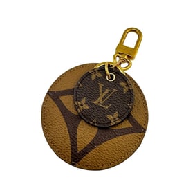 LOUIS VUITTON Louis Vuitton Wallet M69317 Porte Clé Illus Monogram Giant Reverse Keychain with
