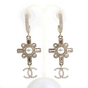 CHANEL Metal Pearl Earrings, Gold and White, Women's, h31665k