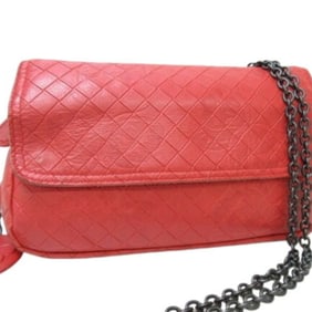 BOTTEGA VENETA Intrecciato Mirage Shoulder Bag - Red Leather with Chain and Gunmetal Hardware