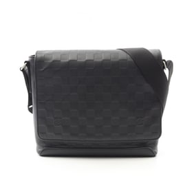 Louis Vuitton District PM Shoulder Bag in Damier Infini Leather, Men's, Black, N41033