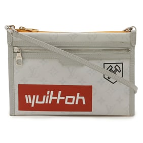 LOUIS VUITTON Monogram Flat Shoulder Bag/Clutch Bag/Pouch M44640
