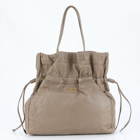 Prada Leather Shoulder Bag/Handbag in Beige with Gold Hardware for Women