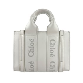 Chloé Chloe Woody Mini Leather Shoulder Bag in White, Women's, Z6792