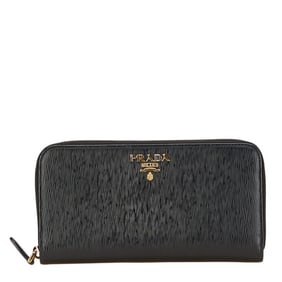 Prada logo long wallet in black leather for women