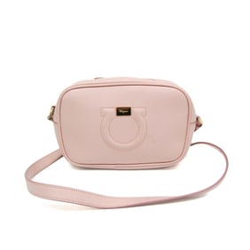 Salvatore Ferragamo Gancini Pochette AU-21 H006 Women's Leather Shoulder Bag Light Pink