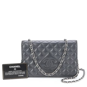 Chanel Guarantee Serial Boutique Seal Matelasse Lambskin Leather Shoulder Wallet Purse Women's