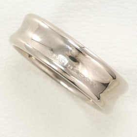Burberry K18WG ring, total weight approx. 6.1g
