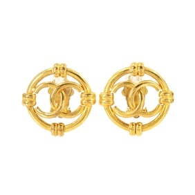 CHANEL Coco Mark Earrings Gold 29