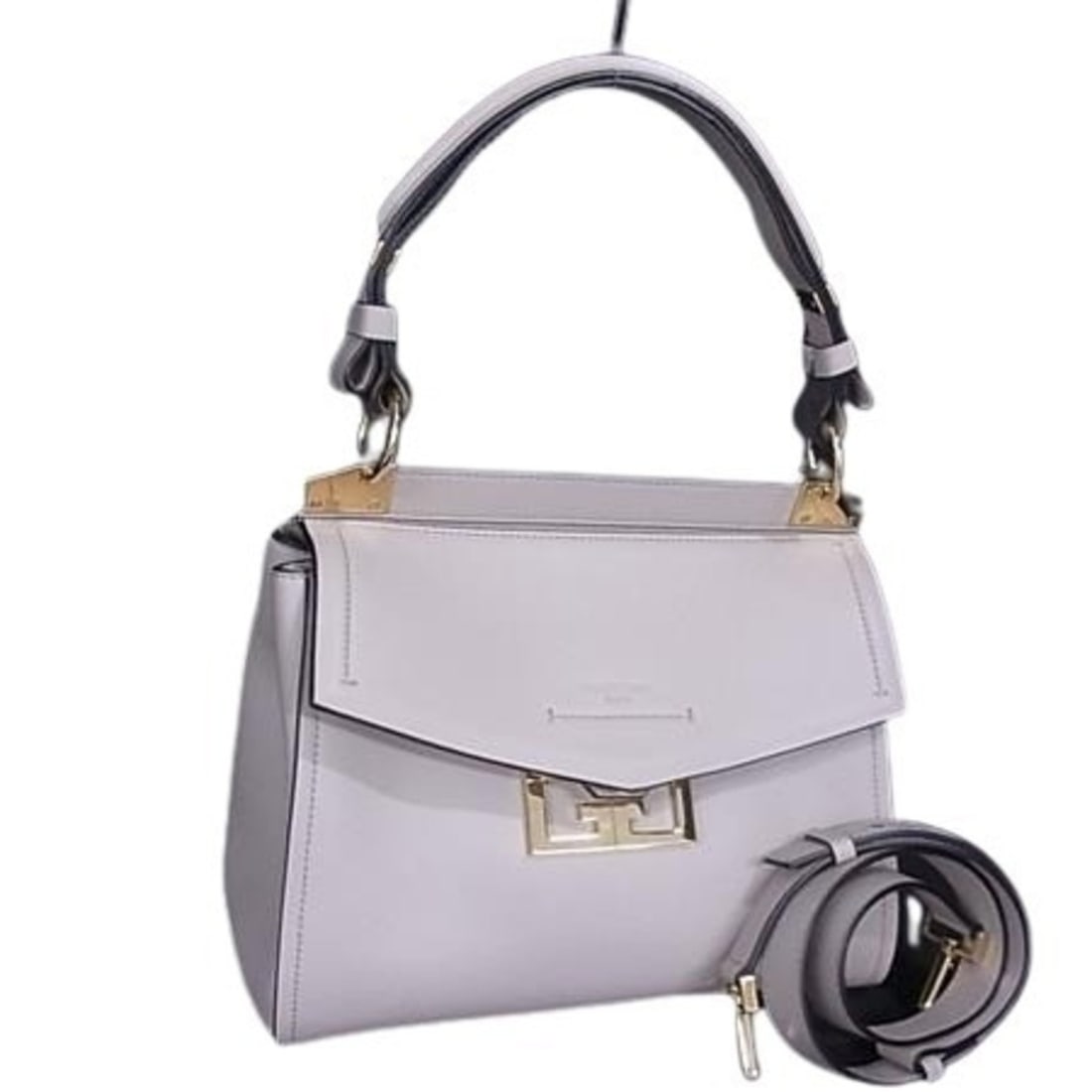 GIVENCHY Mystic Greige Leather Shoulder Bag for Women: --- Catalog ---Category: SizeSize (HxWxD): 23cm x 27cm x 15cm / 9.05'' x 10.62'' x 5.9''Category: DesignType: Handbag, Shoulder bag, Tote bagColor: GrayishGender: WomenMaterial: Leather Category: Gene