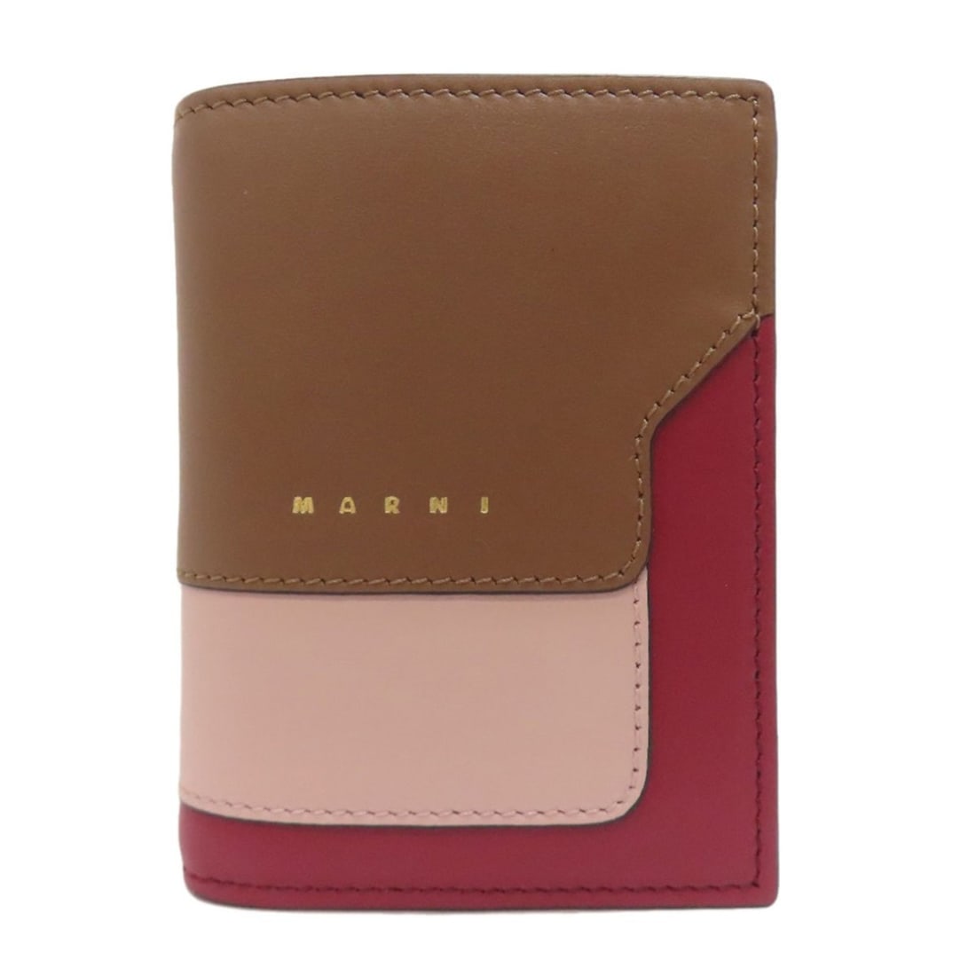 Marni logo bifold wallet in calfskin for women: --- Catalog ---Category: SizeSize (HxWxD): 11.5cm x 8.5cm x 2.5cm / 4.52'' x 3.34'' x 0.98''Category: DesignType: Wallet (bi-fold)Color: Brown, Pink, Red colorGender: WomenMaterial: Leather Leather/Fu