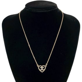CHANEL Coco Mark Heart Motif Rhinestone Plated Chain Necklace in Silver 80961