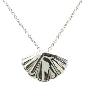 Tiffany & Co. shell necklace in sterling silver with an Elsa Peretti pendant for women.