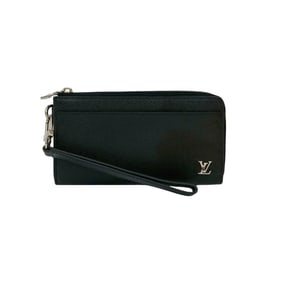 LOUIS VUITTON Zippy Dragonne Taiga Leather Bifold Long Wallet with Card Case in Noir (10715)
