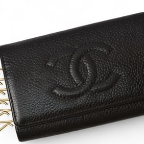 CHANEL 6-ring key case with CC mark and caviar leather