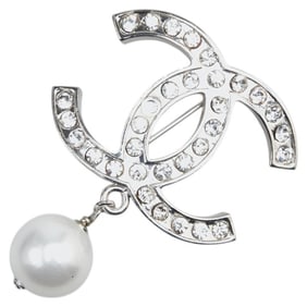 Chanel Coco Mark Rhinestone Brooch in Silver Metal with Faux Pearls for Women