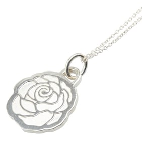 Tiffany GO WOMEN 2017 Rose Motif Necklace in 925 Sterling Silver. TIFFANY & Co.